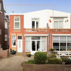 Zeestraat Apartment